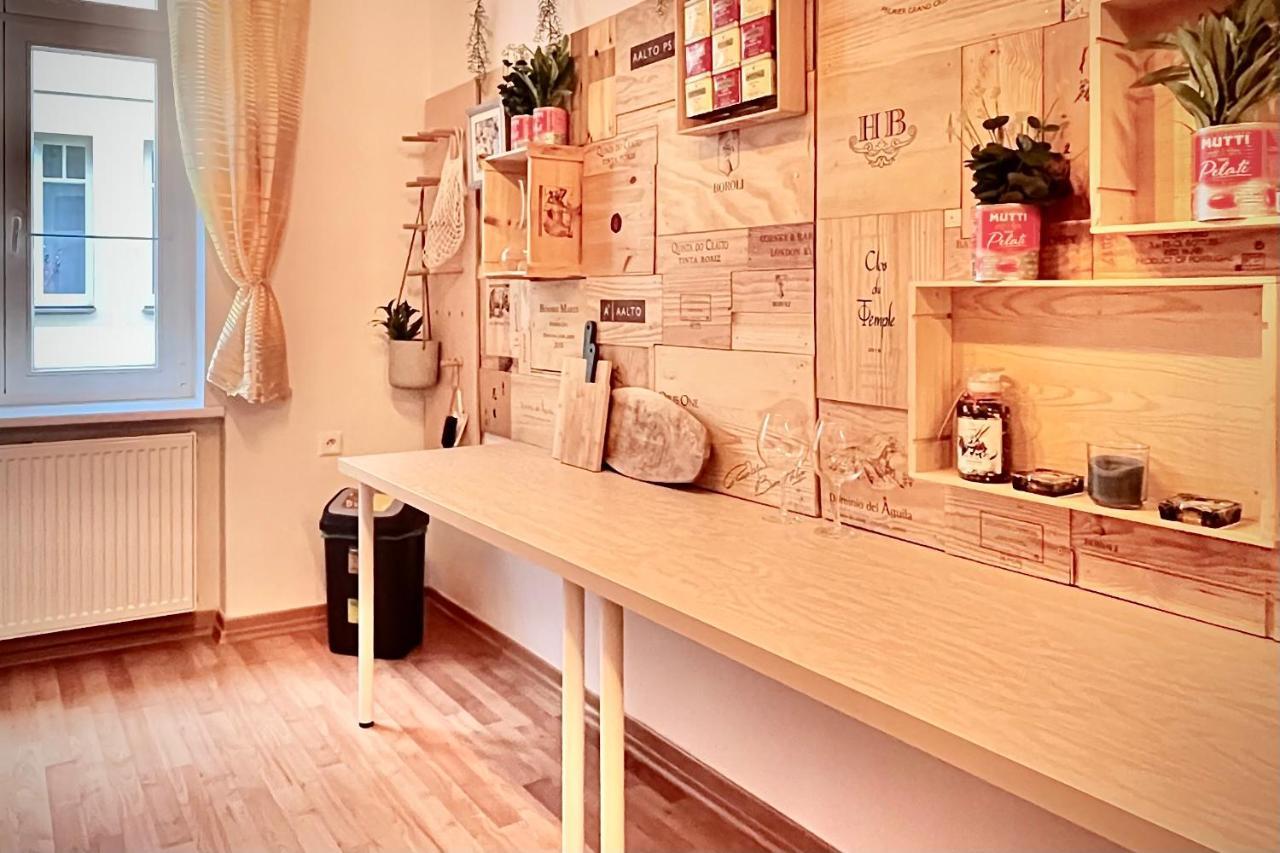 Sunny City - Apartment In Spa Zone With Private Garage Karlsbad Buitenkant foto